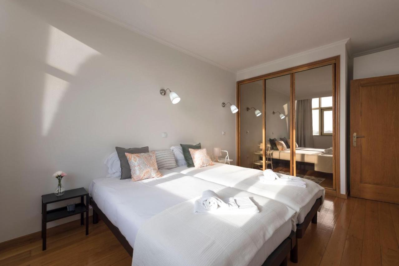 Lovelystay - 1Br Flat With Stunning Views Over Porto فيلا نوفا دي غايا المظهر الخارجي الصورة